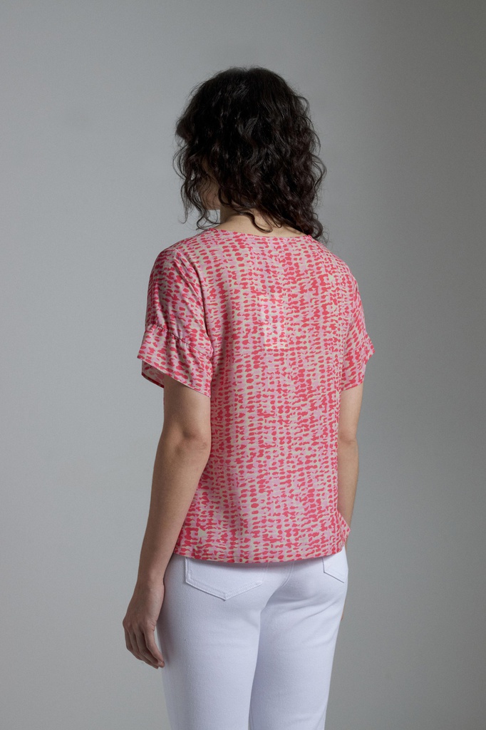 L156GBH6 BLUSA ESTAMPADA CON VOLADO