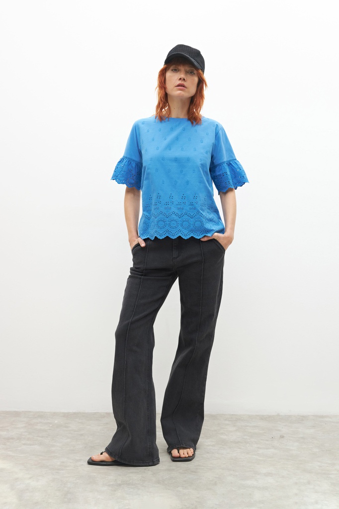 L155GTH3 REMERA CON BRODERIE