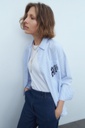L144GBL1 CAMISA RAYADA CON BOLSILLO BORDADO