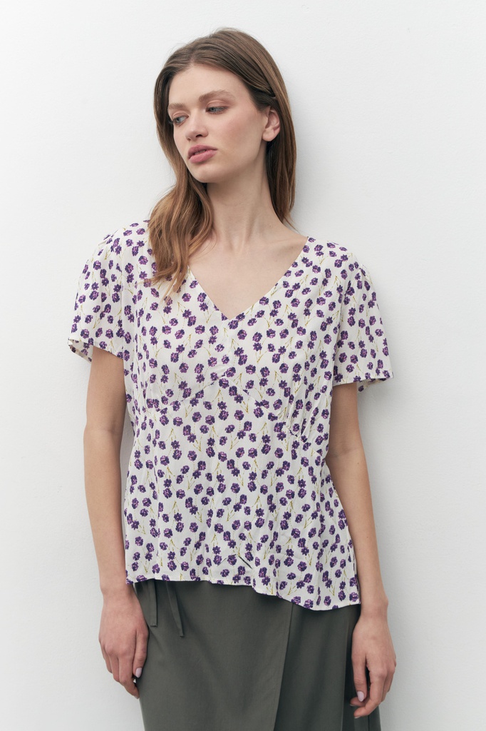 L157GBH1 BLUSA CON ESTAMPA FLORAL