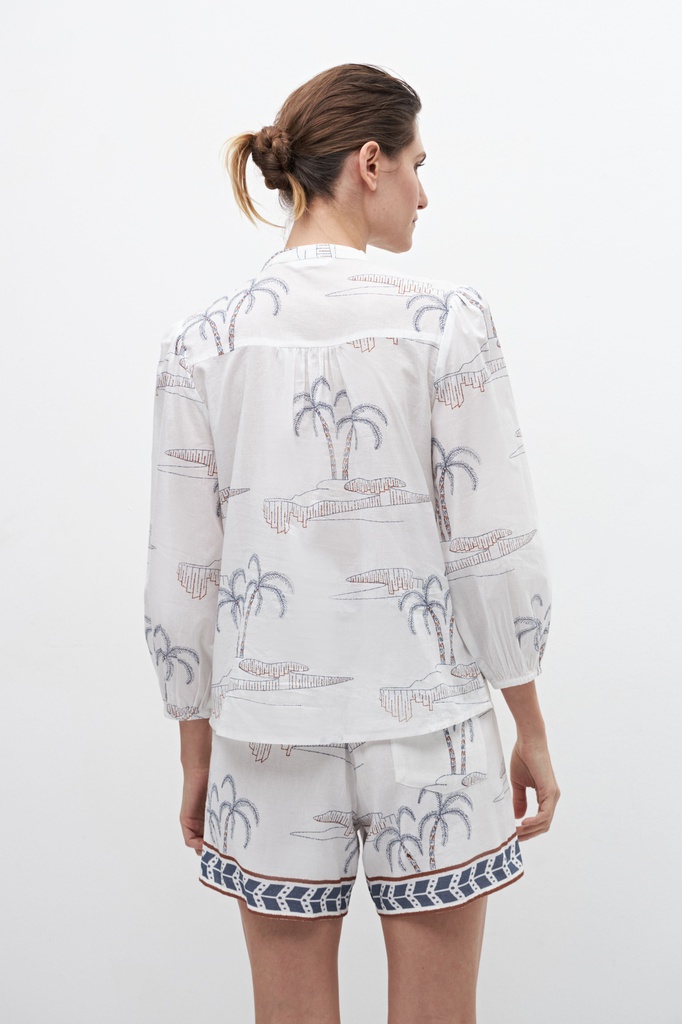 L158GBL1 BLUSA CON BORDADO