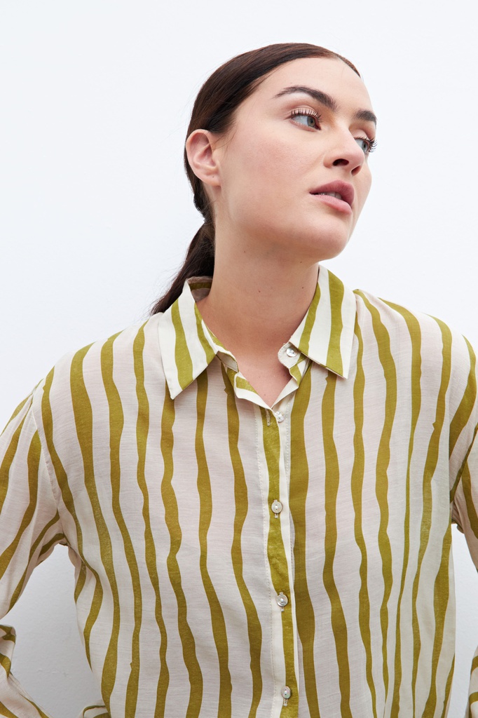 L160GBL14 CAMISA ESTAMPADA