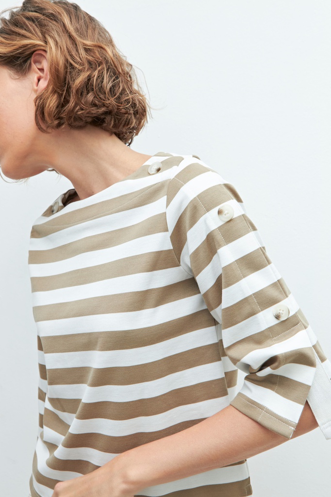 L160GTT2 SWEATSHIRT RAYADO CON BOTONES
