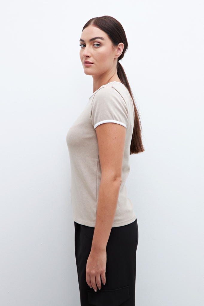 L160GTH13 REMERA CANALE CON VIVOS EN CONTRASTE
