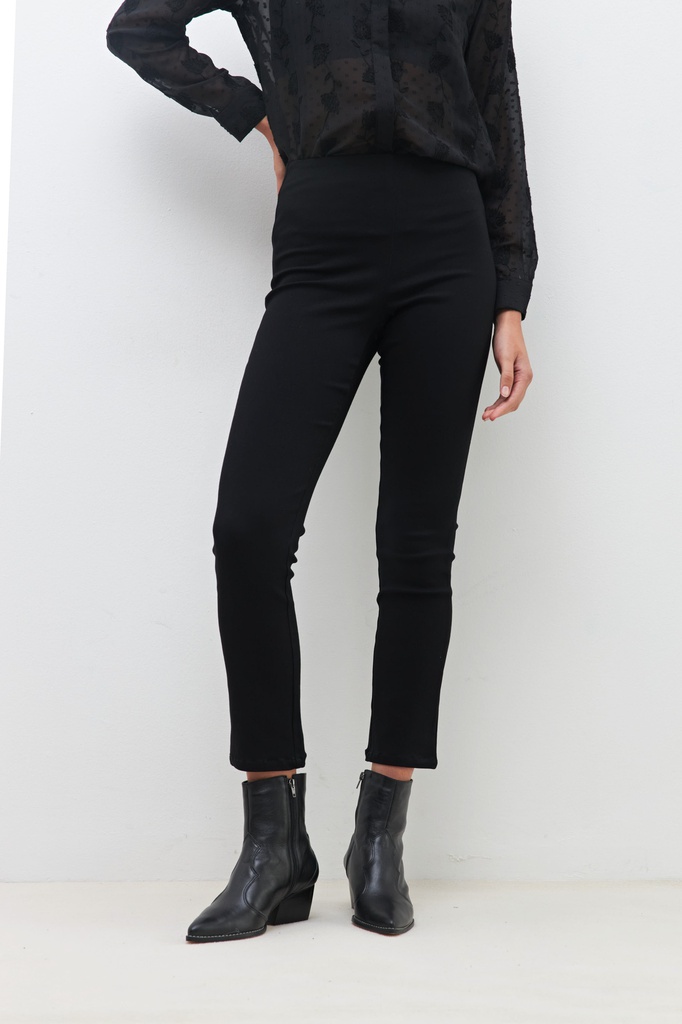 L160GPK3 JEGGING TIRO ALTO