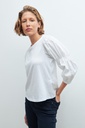 L160GTT4 REMERA CON MANGAS ABULLONADAS