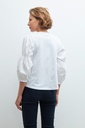 L160GTT4 REMERA CON MANGAS ABULLONADAS