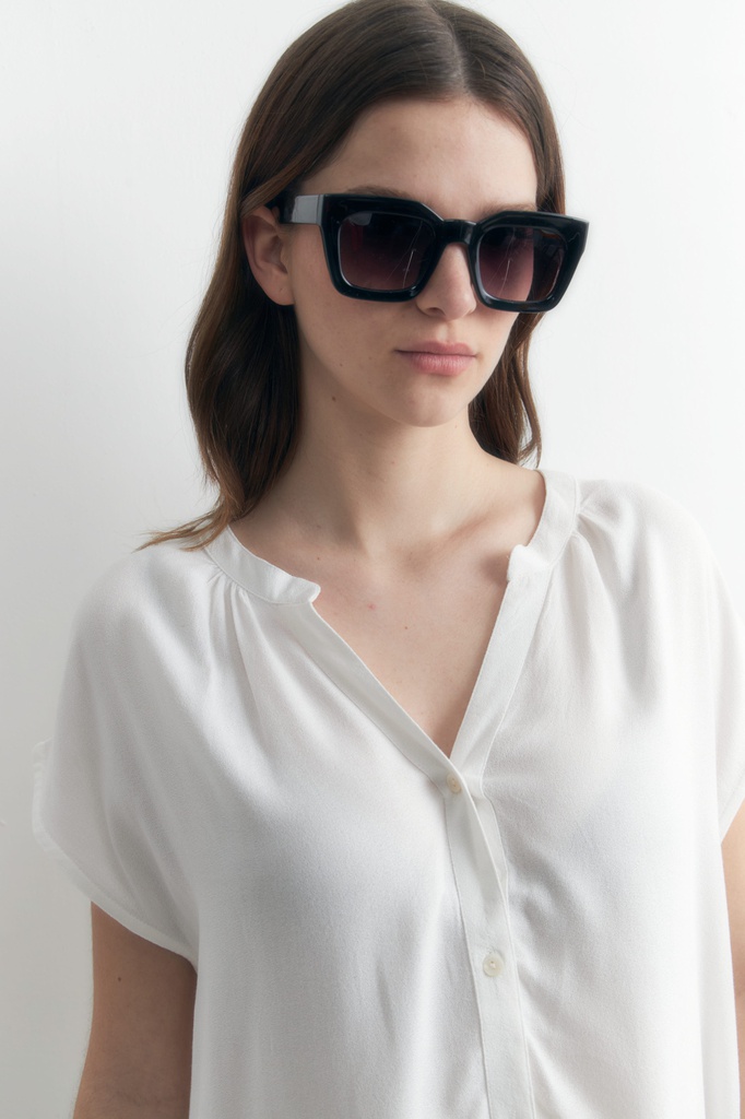 L157GBH8 BLUSA CON BOTONES