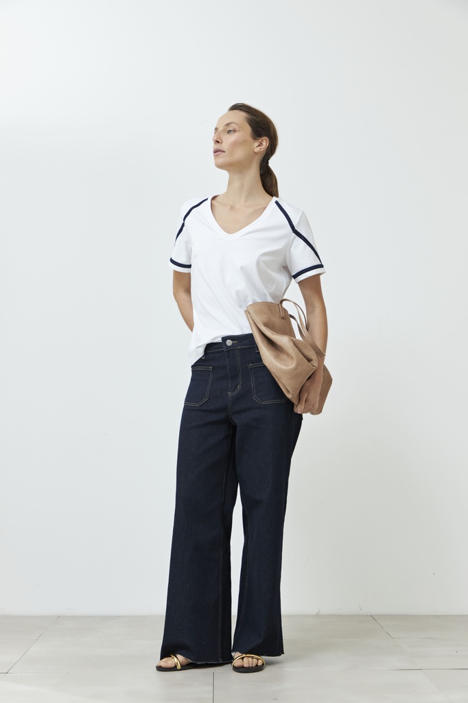 L166GTH3 REMERA ESCOTE EN V CON VAINILLAS