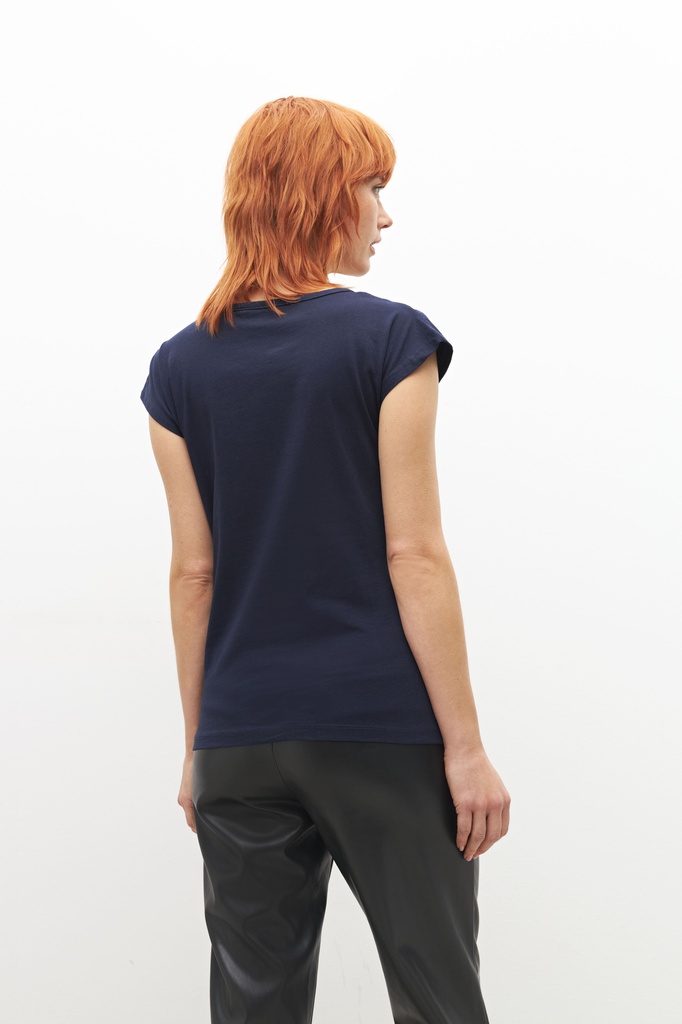 L155GTH5 REMERA CON CALADO EN ESCOTE