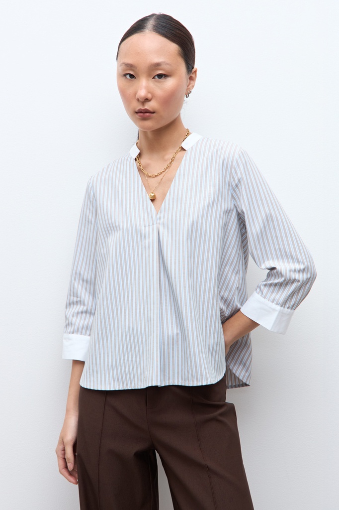 L171GBT1 BLUSA RAYADA