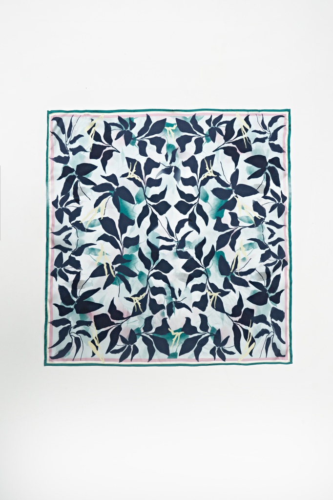 L155ATN1 PAÑUELO ESTAMPADO HOJAS MAGNOLIA