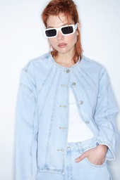 L155GOJ5 CAMPERA DE JEAN CON CORTES