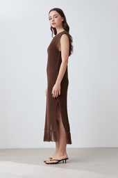 L168GKD1 VESTIDO CALADO CON FLECOS